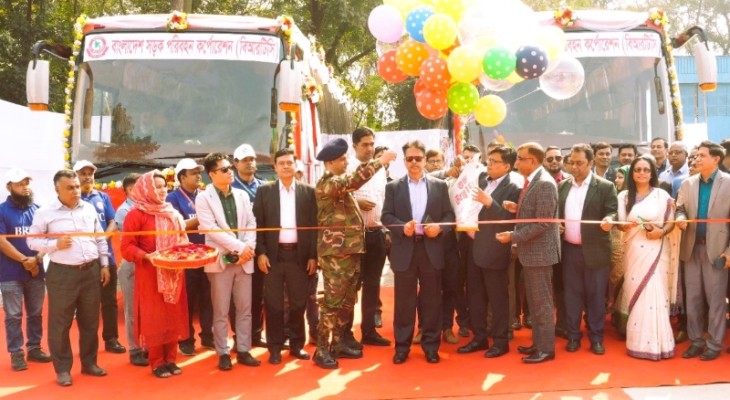 দেশীয় কারখানায় তৈরি হলো এসি বাস